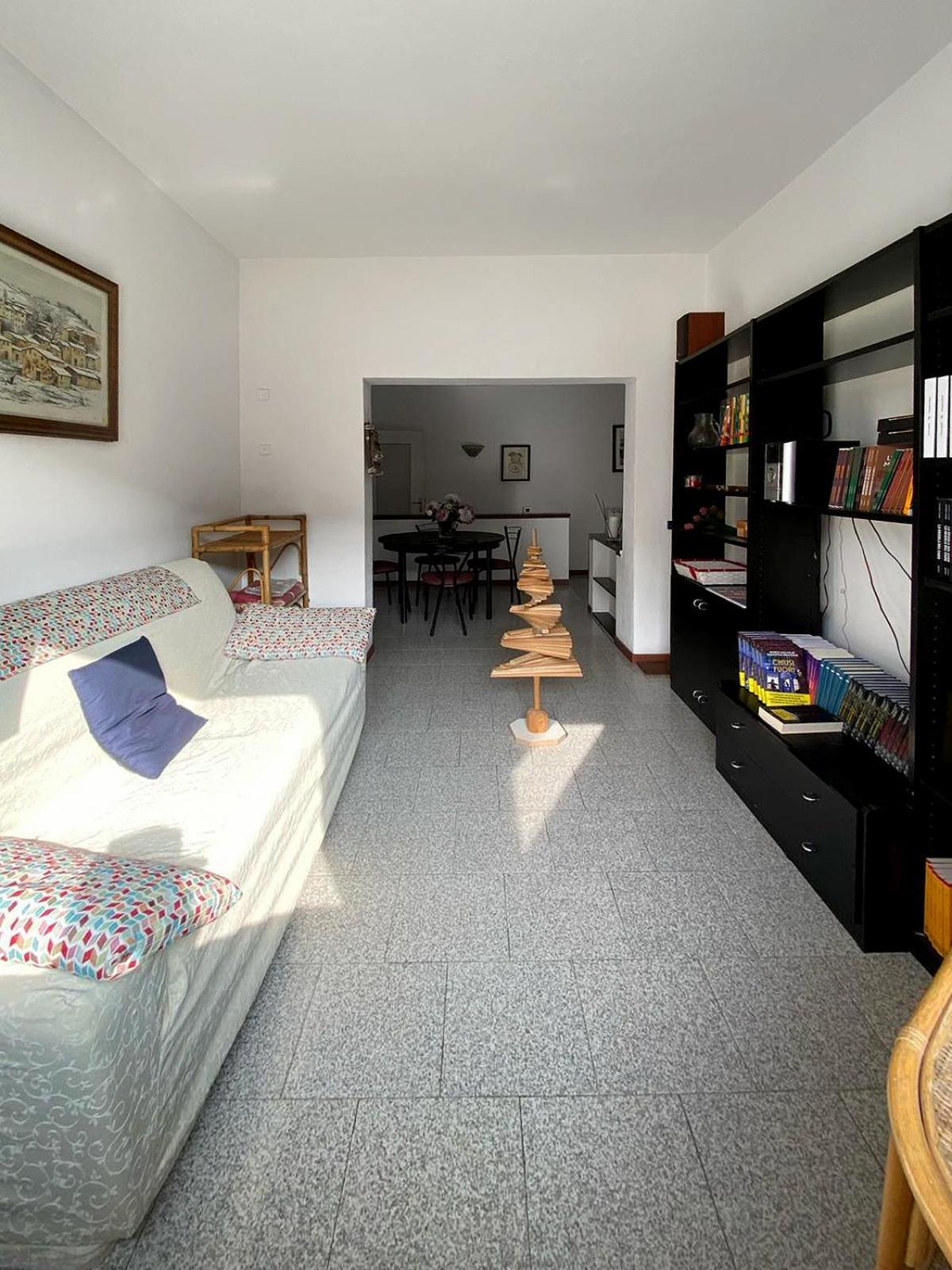 Induno Olona Casa Serena מראה חיצוני תמונה